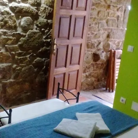 Casa Luz בית הארחה Lires